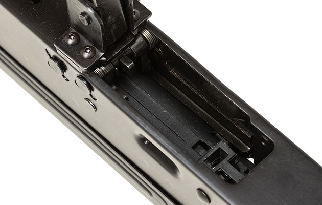 マガジンハウジング