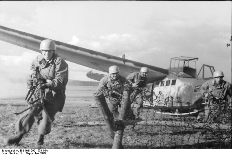 ブランド買蔵 WW2ドイツ空挺部隊　降下ブーツ１型　熱帯仕様　トロピカル ブーツ