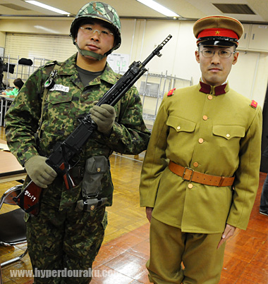 平成5年と昭和5年の日本の自衛隊、旧日本陸軍の軍装