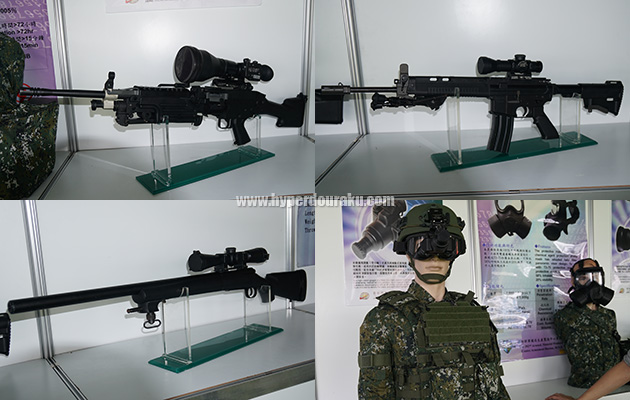 武器や装備品の展示