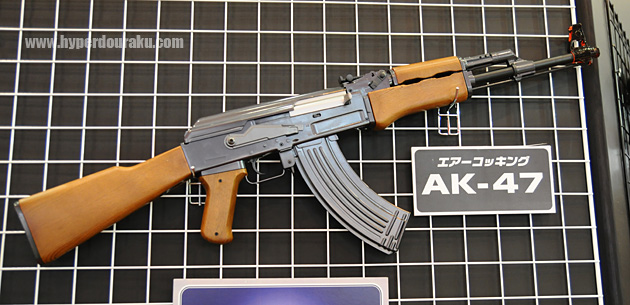 エアコッキングガンのAK-47