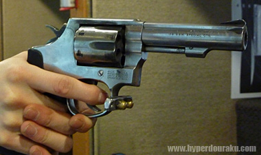 S&W M64