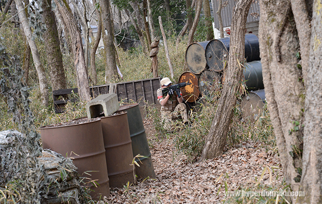 ドラム缶エリア