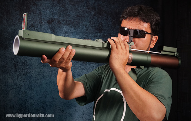 アルミ製でガッシリした作り