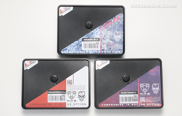 パッケージはシリーズ共通