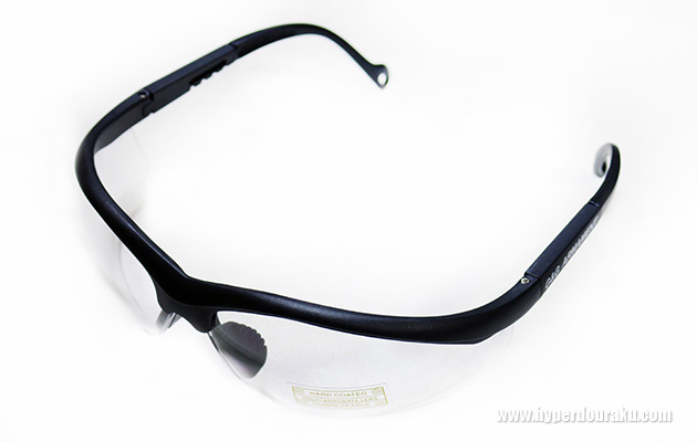 シューティンググラス