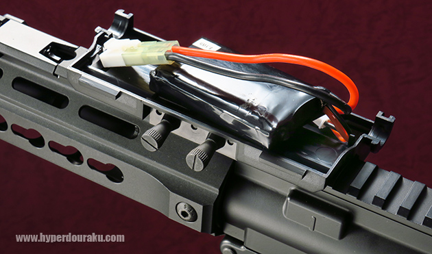 コンパクトなバッテリーケース