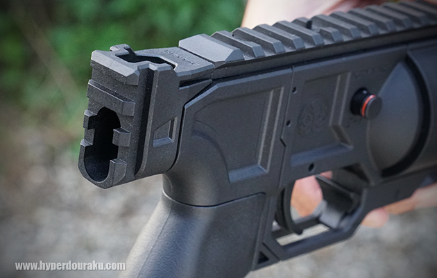 ストックを取り付けるためのレール