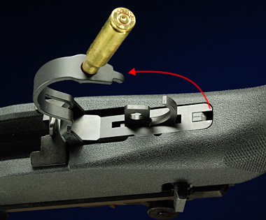 実銃同様にレシーバーのテイクダウンが可能