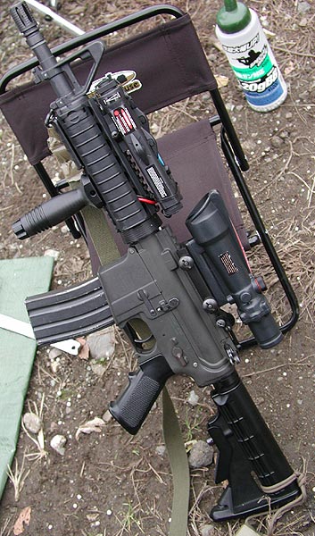 東京マルイ スタンダード電動ガン M4A1 カスタム品