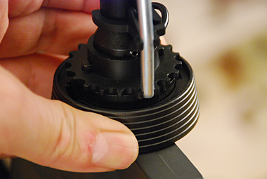 ガスチューブがデルタリング手前で受けている