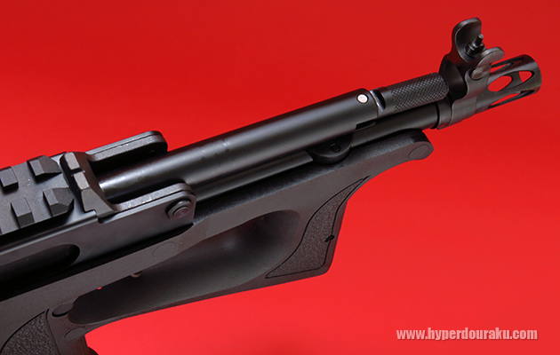 コッキングハンドル