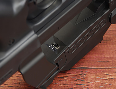 ドットサイトの電源スイッチ