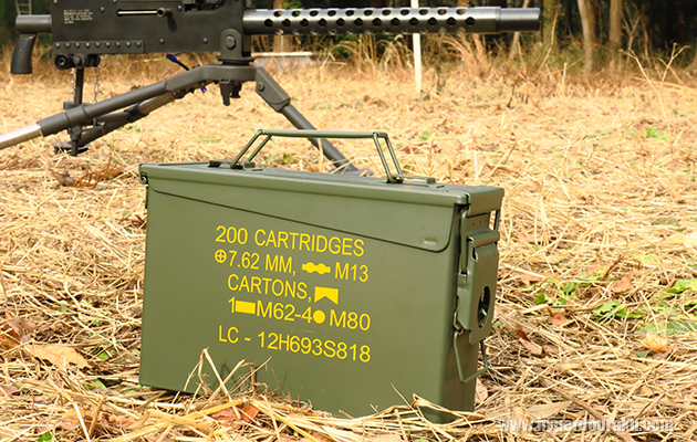 弾薬箱がマガジン