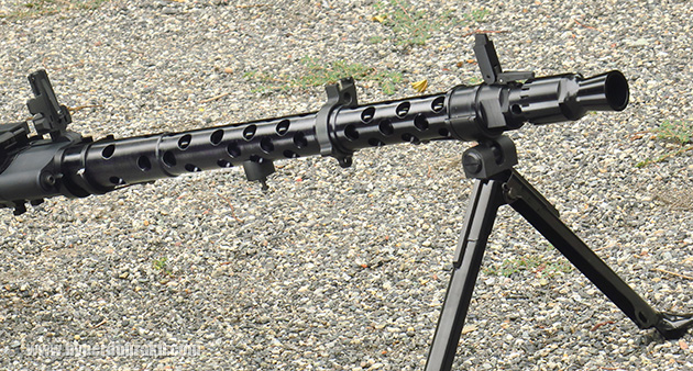 細長いバレルジャケットの放熱口