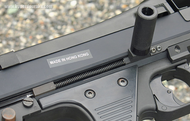 コッキングハンドル