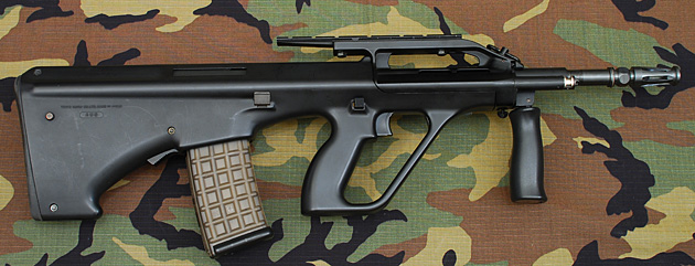 東京マルイ　STEYR AUG