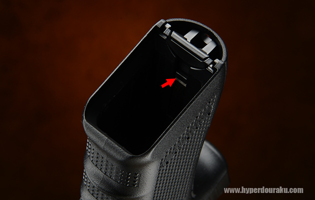 矢印のボタンを押しながら