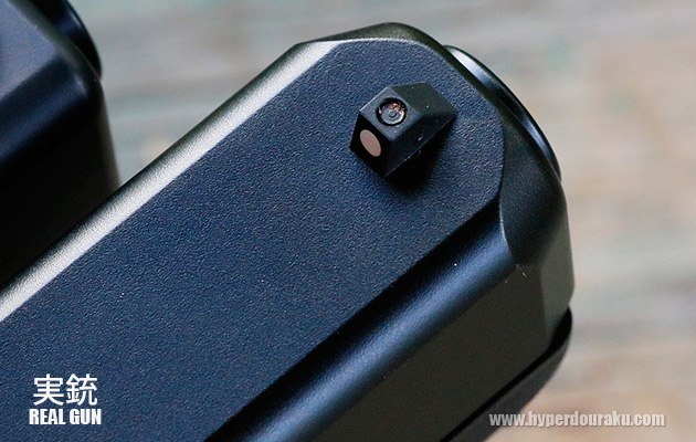 実銃のグロック19 Gen5のフロントサイト