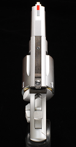 ヘビーウェイト材を使用