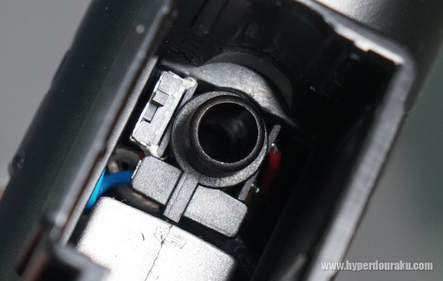 チャンバー横に小さいスイッチ