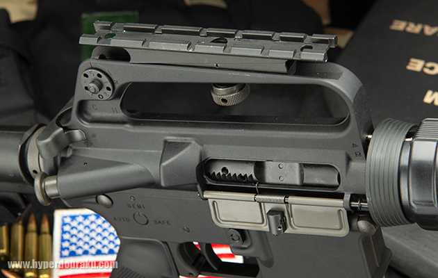 マウントベース