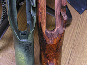 トリガーガード後部の出っ張り