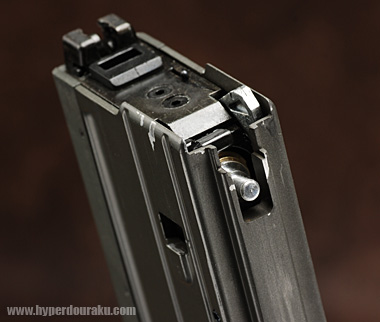 マガジンバルブ