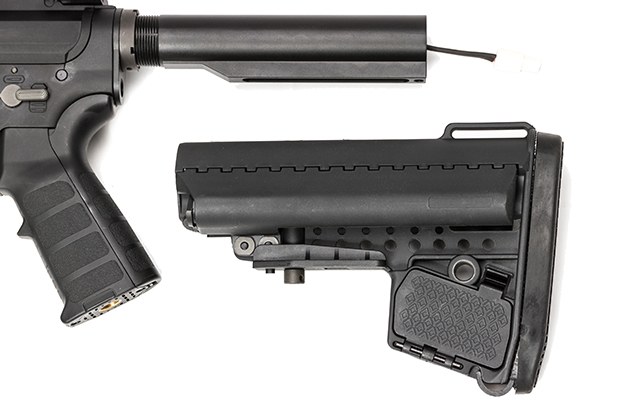 バッテリーコネクター