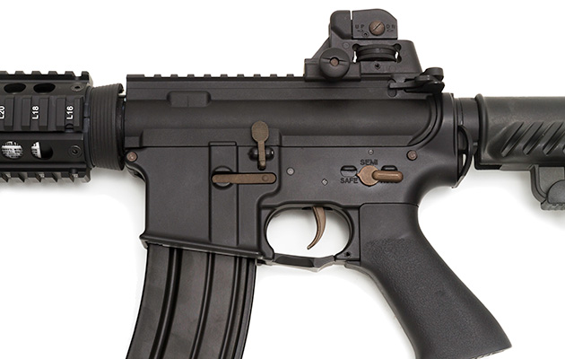 ボルトリリースレバーは今回別バーツ化