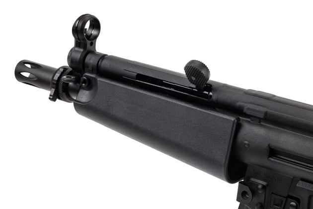 コッキングハンドル