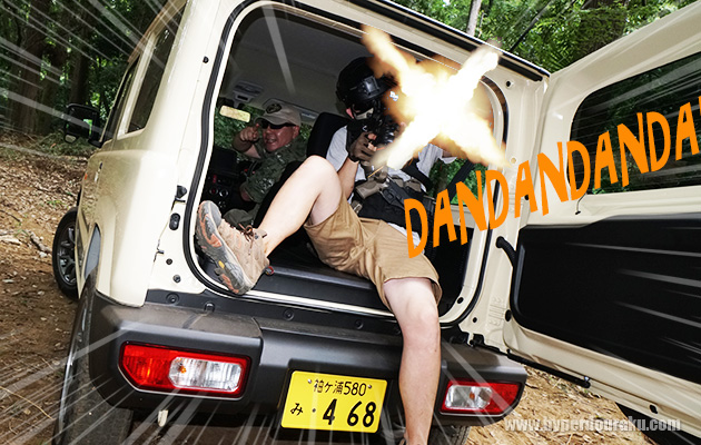 リアハッチがあるとついついやって