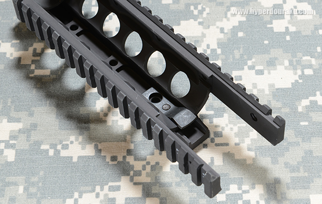 レシーバー側の固定用爪