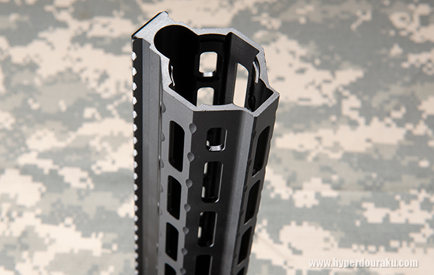 マズル側の断面