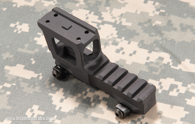 ドット中心点までは2.33インチ