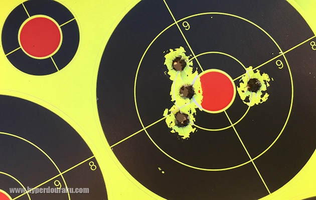 上手く撃てば約30mm程度に集弾する