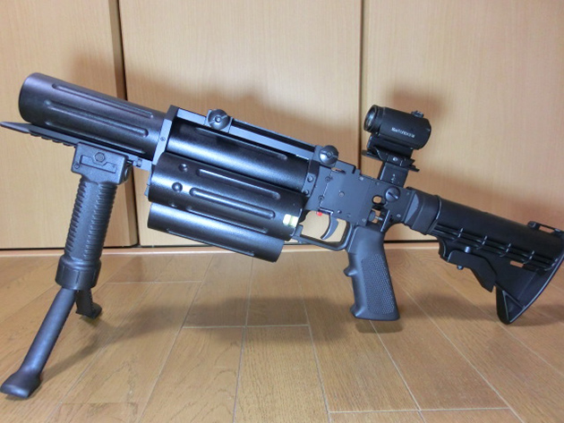 4連装グレネード　クアッドマスター