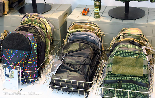 Ωバッグ、ZIP ONバッグ、KNOCK KNOCKバッグ