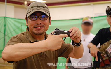 グリップの握り方