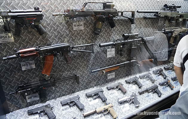 マルイ製品がズラリ