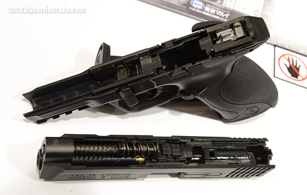 テイクダウンラッチ