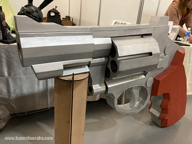 どでかいリボルバー