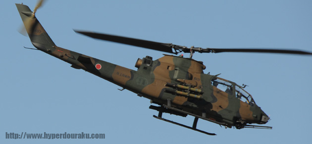 AH-1J、通称コブラ攻撃ヘリ