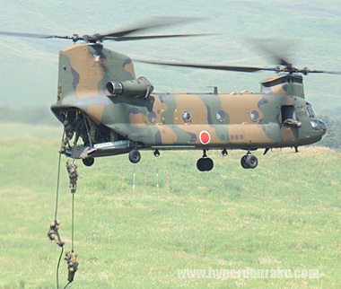 CH-47J輸送ヘリコプター