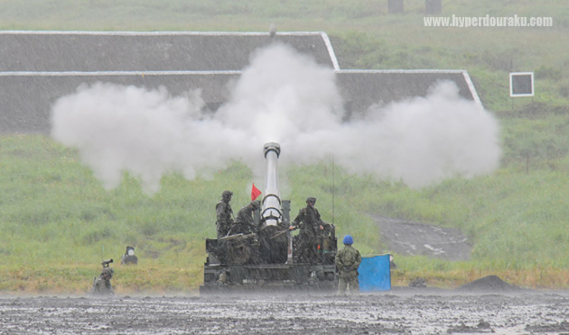 203mm自走りゅう弾砲