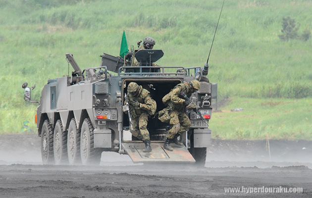 96式装輪装甲車