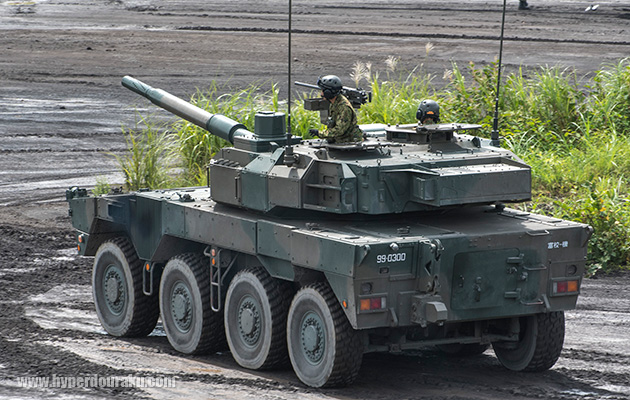 車体後部にウインチ