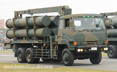 88式地対艦誘導弾の運搬・装填装置