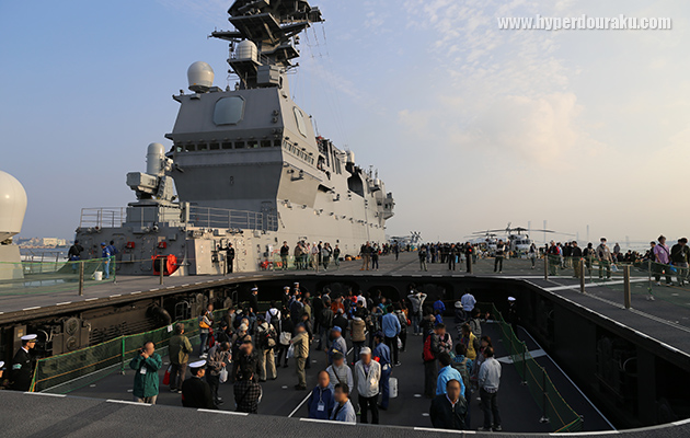 いずもの前部エレベーター