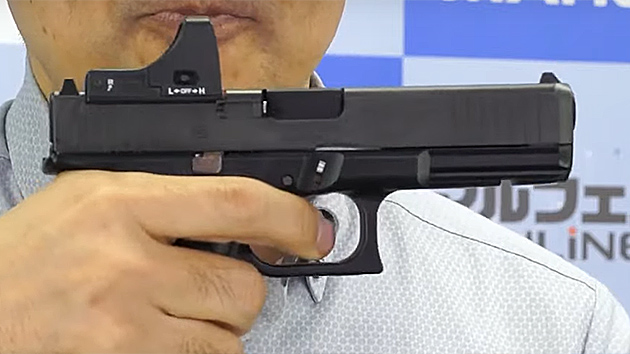 新型ブローバックユニットを採用